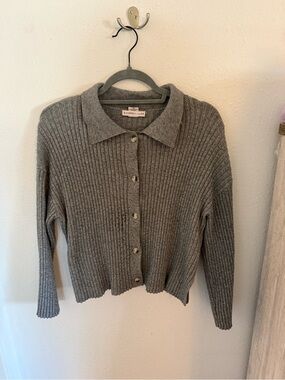 Sincerly Jules Gray Ribbed Button-Up Cardigan